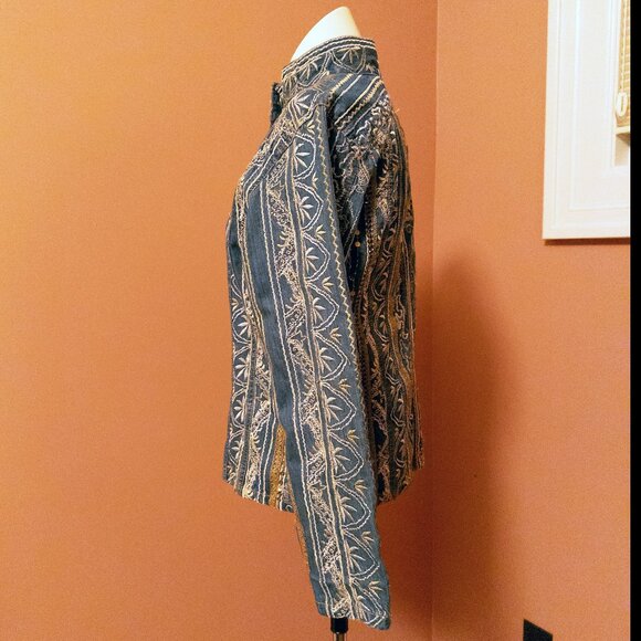 Chico’s Cropped Floral Embroidered & Sequin Denim Jacket Medium Wash - Picture 4 of 13